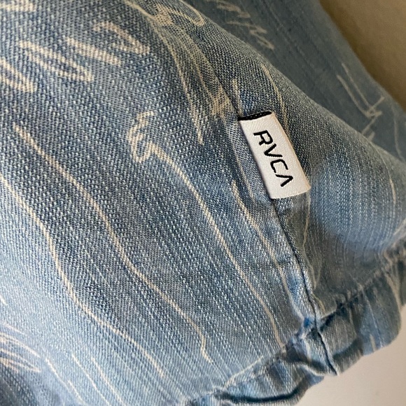 RVCA PALM LEAVES CHAMBRAY TANK ROAD TRIP LIMITED EDITION TANK LARGE - Picture 9 of 16